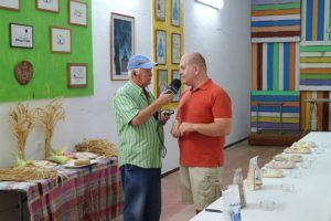 Taller de Gofio en Casillas por Domingo José Acosta