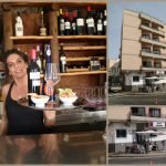 Entrevista de Tamariche con Yolanda en Puerto del Rosario en el Roquemar